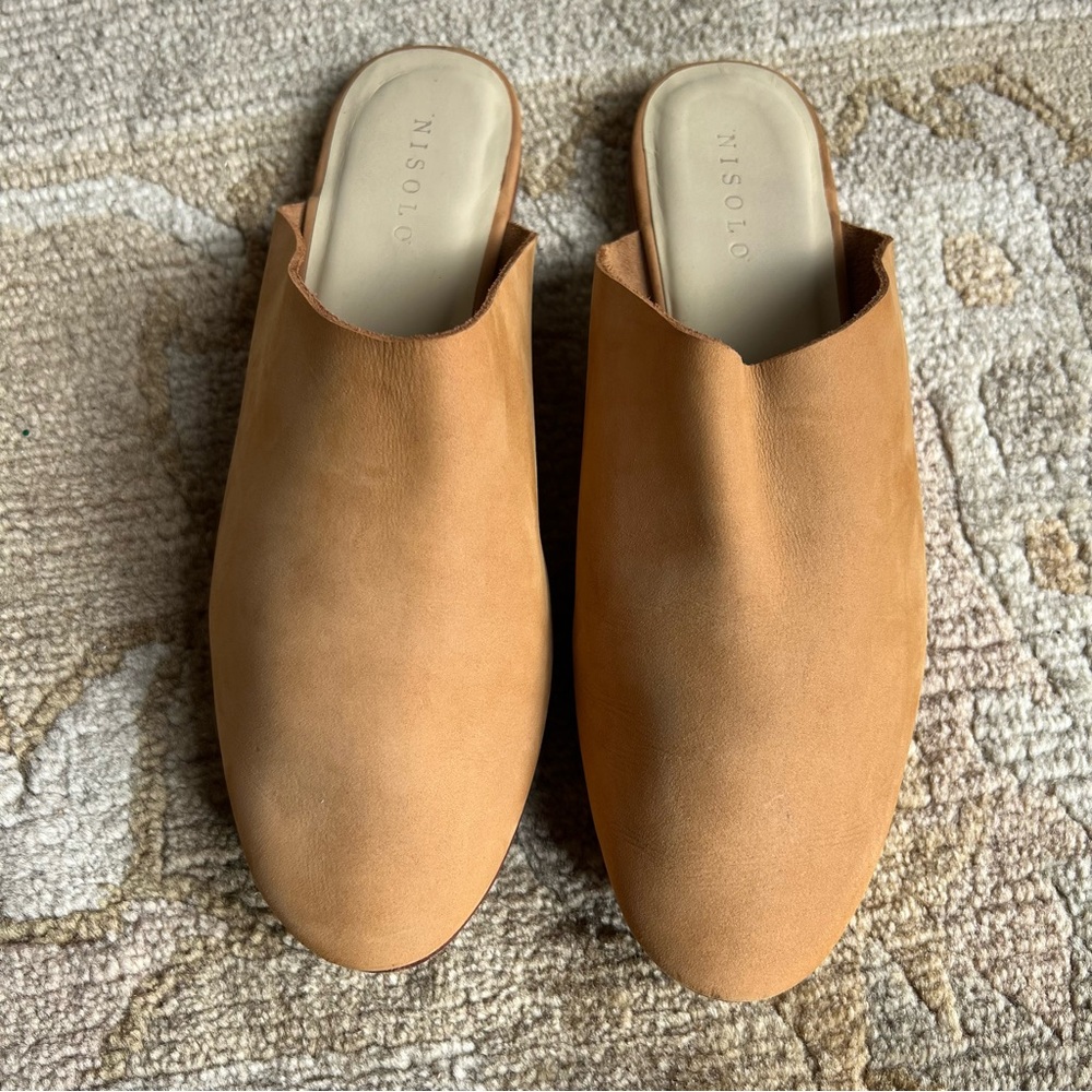 Nisolo Lima Taupe Suede Mules Size 8.5